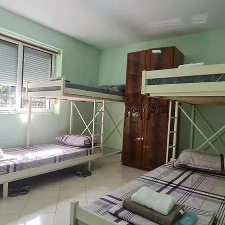 Mama Biko * ティラナ