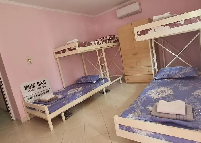 Mama Biko تيرانا